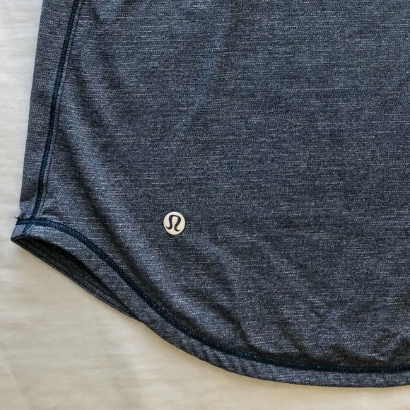 LULULEMON lightweight tank top - Picture 1 of 3